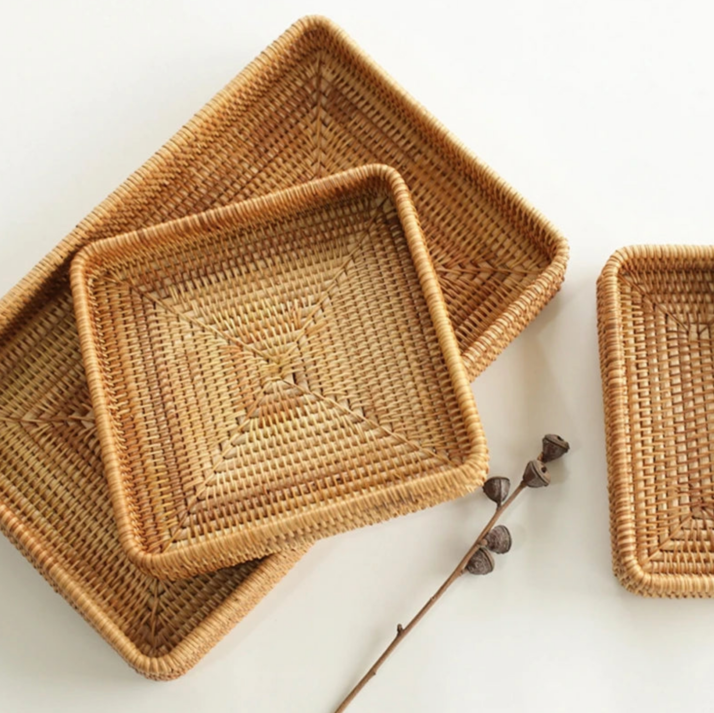 Charming Handwoven Rattan Storage Basket – Versatile Wicker Tray